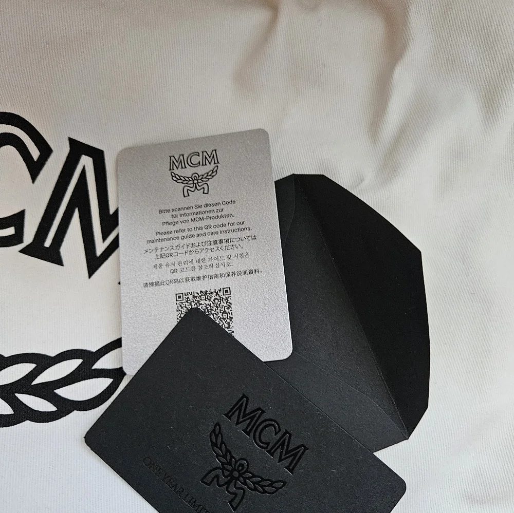 LAST DAY TO ENTER TO WIN A MCM TOTE NWT (Entry listing) - Picture 7 of 9